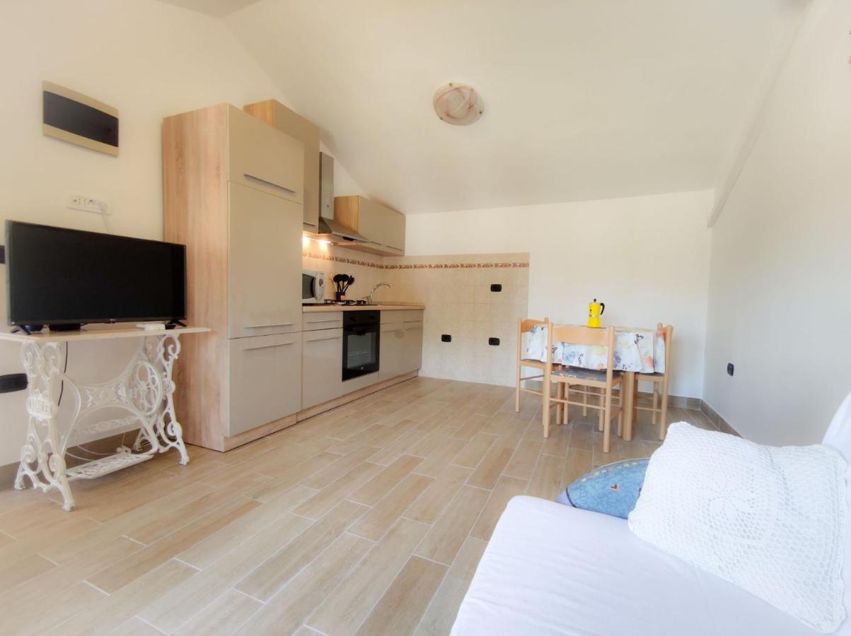 Apartments Morena Rakalj Dış mekan fotoğraf