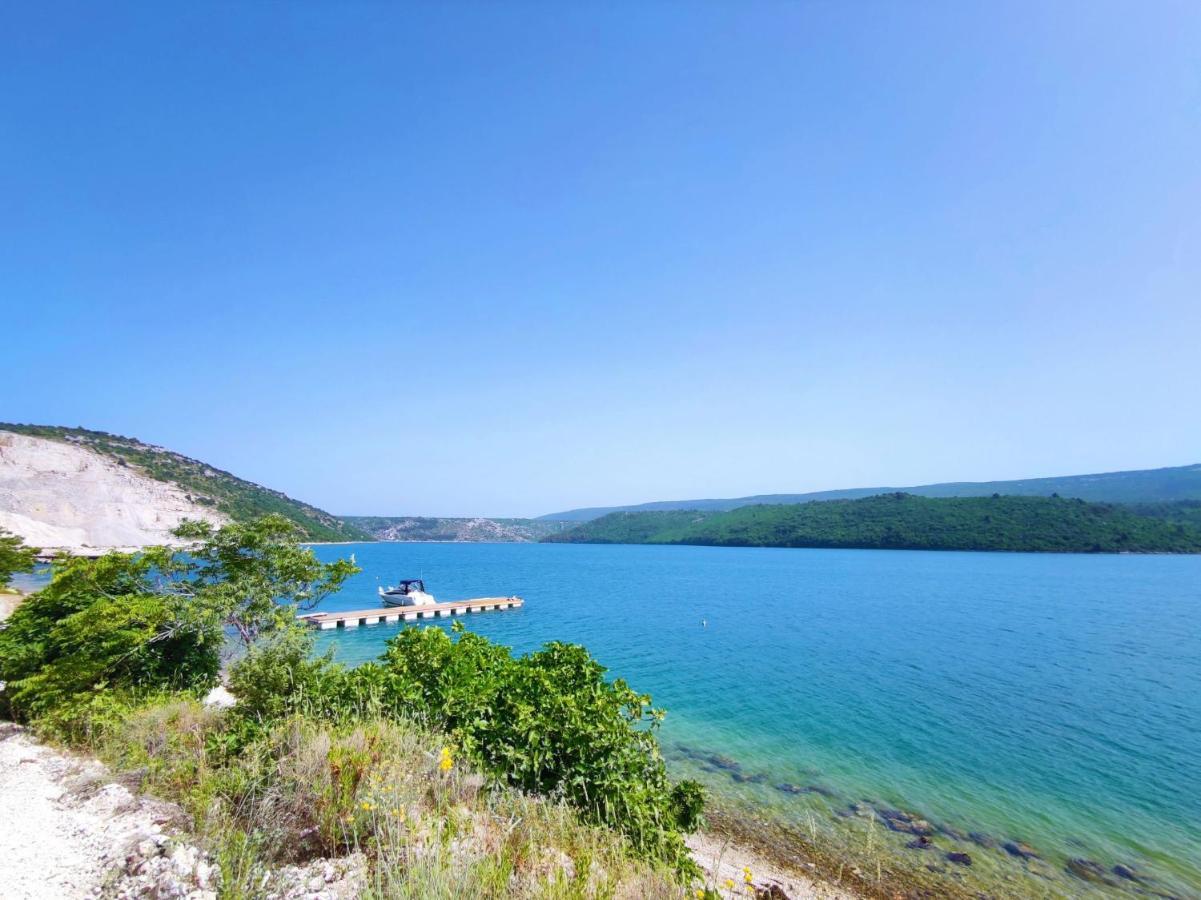 Apartments Morena Rakalj Dış mekan fotoğraf