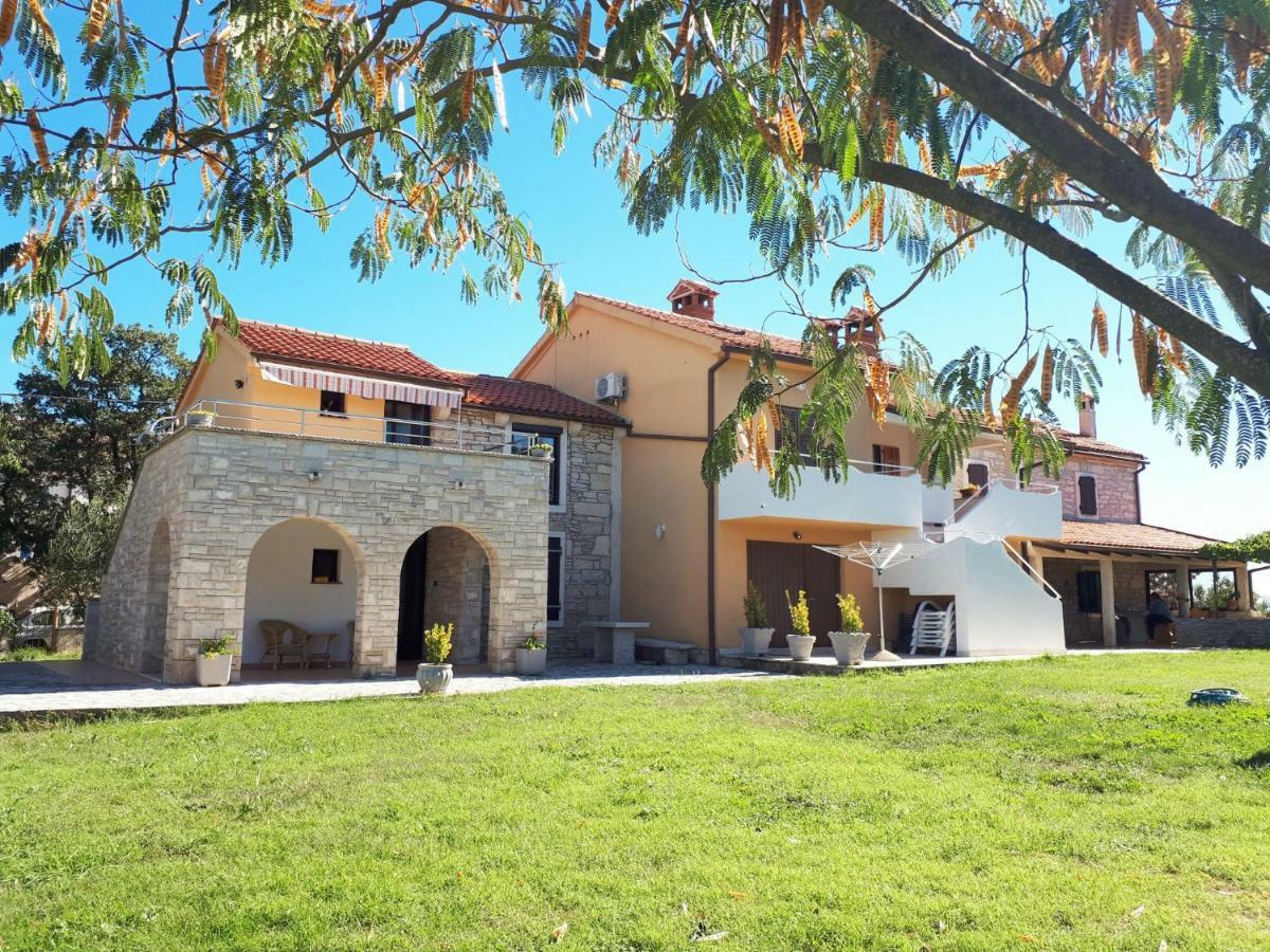 Apartments Morena Rakalj Dış mekan fotoğraf